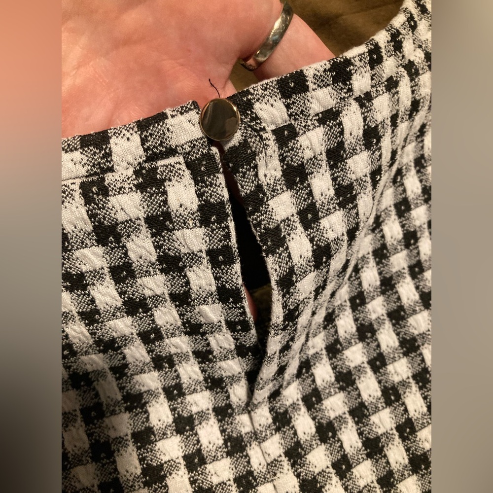 Torrid brand, size 2, new with tags, black gingham dress with pockets, comfy - Picture 4 of 11